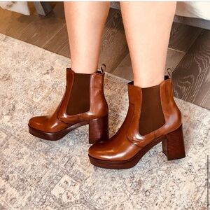 Pons Quintana Heeled Leather Ankle Boot Size 39